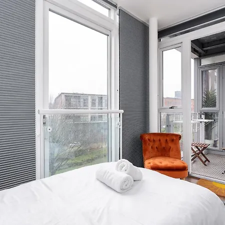 Apartman Getaway, 2-bed Flat, Balcony, With Parking Birmingham