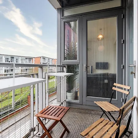 Getaway, 2-bed Flat, Balcony, With Parking